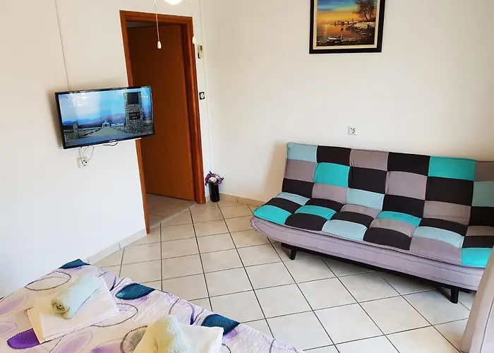 Charming In Pag With Sea View, 40 Sqm * Pag Town