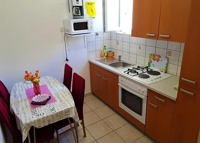 Διαμέρισμα Charming In Pag With Sea View, 40 Sqm Pag Town