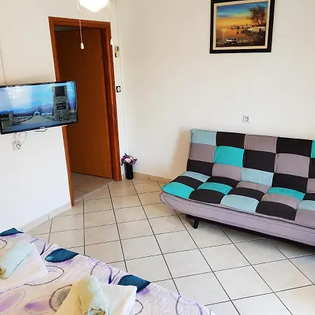 Charming In Pag With Sea View, 40 Sqm * Pag Town