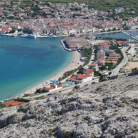 Apartamento Charming In Pag With Sea View, 40 Sqm