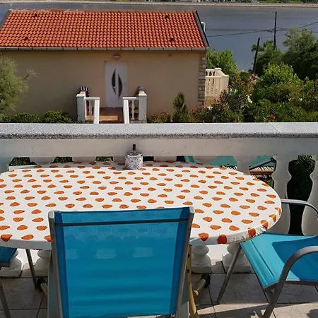 Apartamento Charming In Pag With Sea View, 40 Sqm *