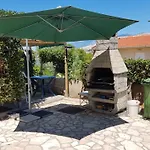 Charming In Pag With Sea View, 40 Sqm Pag Town