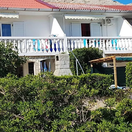Charming In Pag With Sea View, 40 Sqm Pag Town